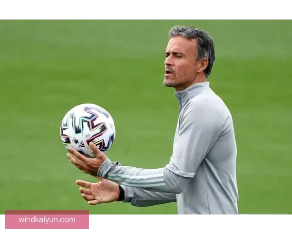 恩里克展现卓越战术掌控力，球队持续保持状态回暖表现亮眼